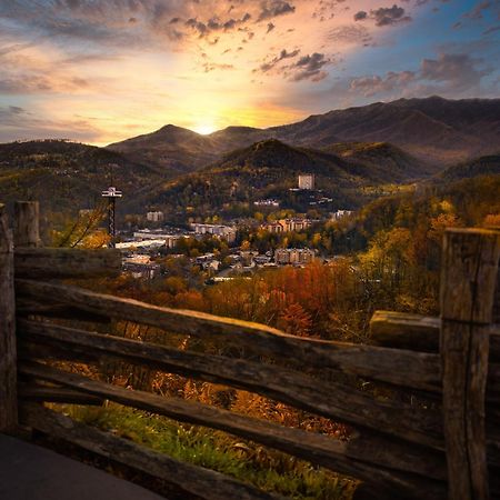 The Mason Jar, Hot Tub, Wifi, 1089 Free Tickets Each Paid Day, Dollywood And More! 鸽子谷 外观 照片