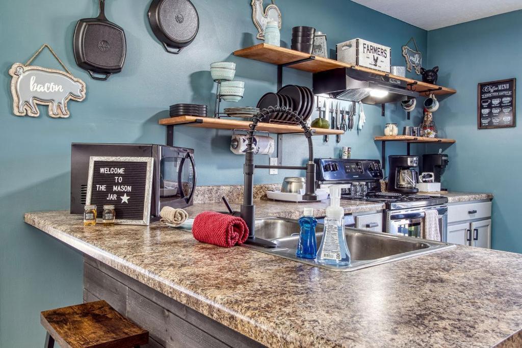 The Mason Jar, Hot Tub, Wifi, 1089 Free Tickets Each Paid Day, Dollywood And More! 鸽子谷 外观 照片