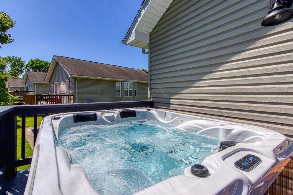 The Mason Jar, Hot Tub, Wifi, 1089 Free Tickets Each Paid Day, Dollywood And More! 鸽子谷 外观 照片