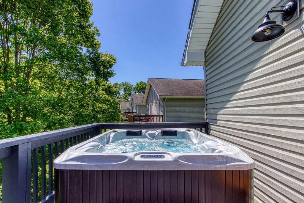 The Mason Jar, Hot Tub, Wifi, 1089 Free Tickets Each Paid Day, Dollywood And More! 鸽子谷 外观 照片